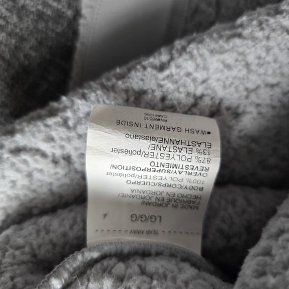 NWT Under Armour Women’s Mock Neck Sherpa Fleece Sweatshirt Size Large - Picture 4 of 7